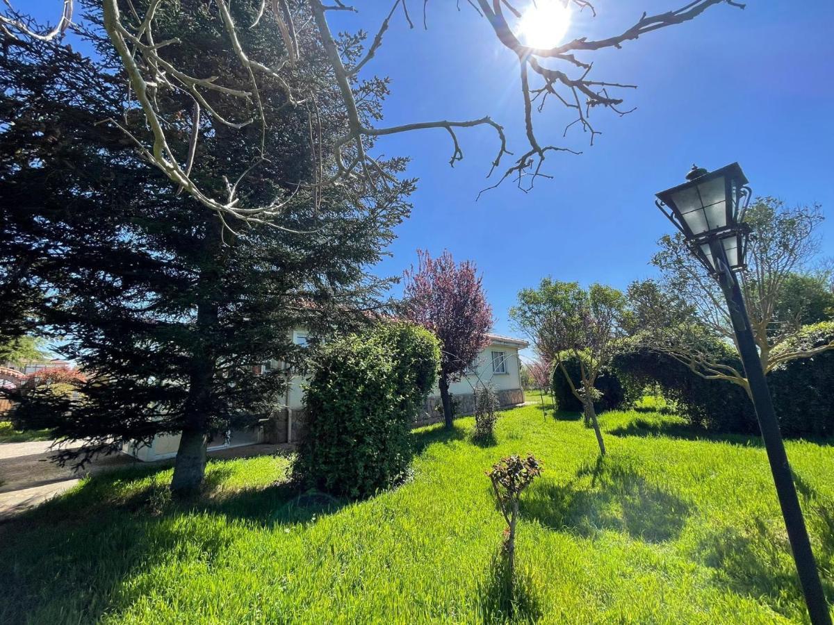 Casa Chalet En El Campo Barbadillo エクステリア 写真